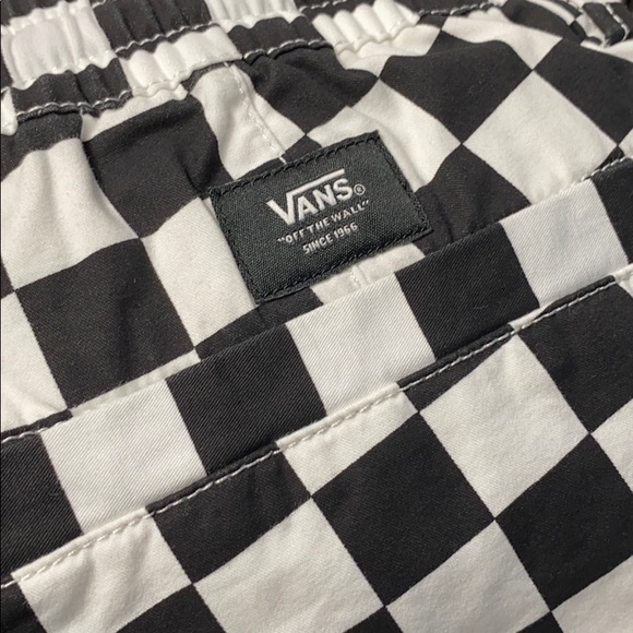 Vans Range Elastic Shorts 18" Checker Black White - Picture 6 of 7